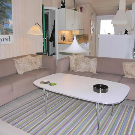 Ferienhaus Gulspurvevaenget V *